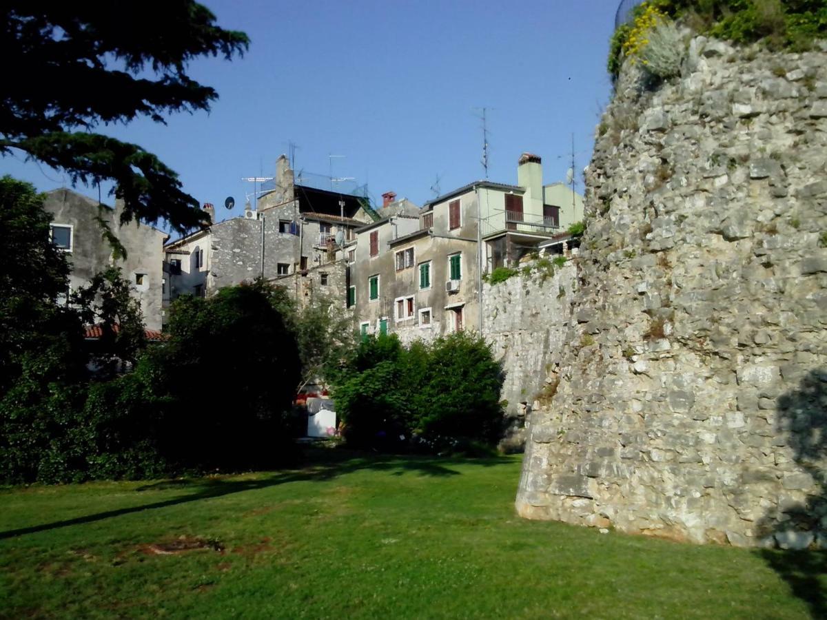 Old Town Charmer Пореч Екстер'єр фото